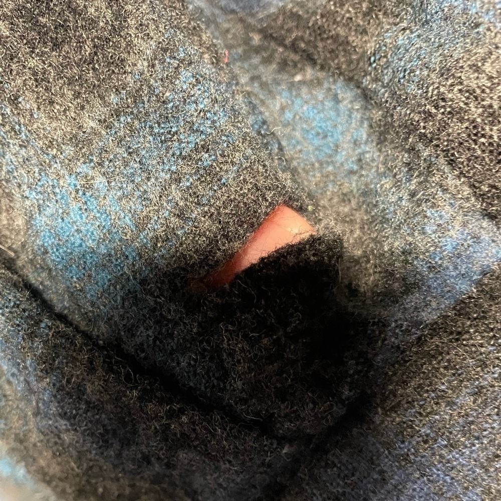 Pendleton Virgin Wool Flannel Button Down Plaid S… - image 4